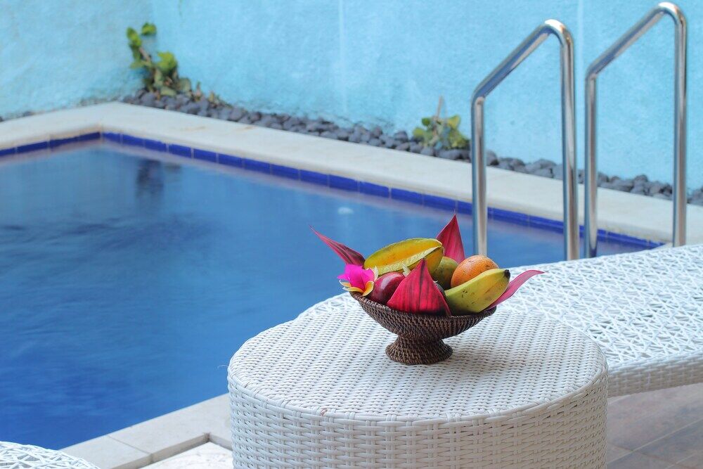 Hotel The Sesari Jimbaran Esterno foto